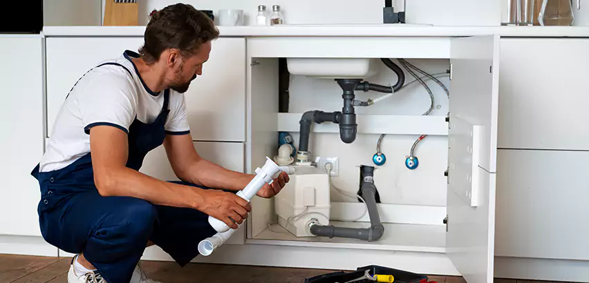 Plumbers for Frozen Pipes in Perris